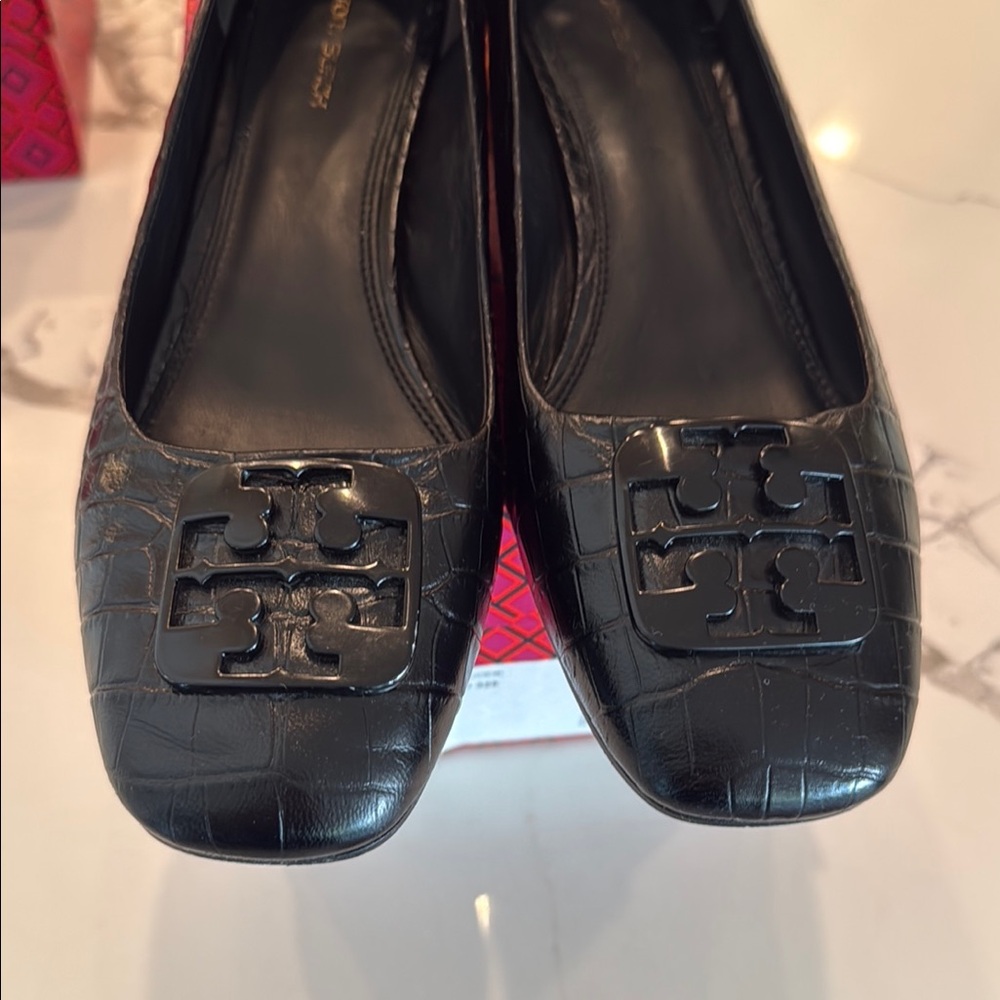 Tory Burch Black Croc-Embossed Women's Flats